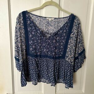 American Eagle size large top